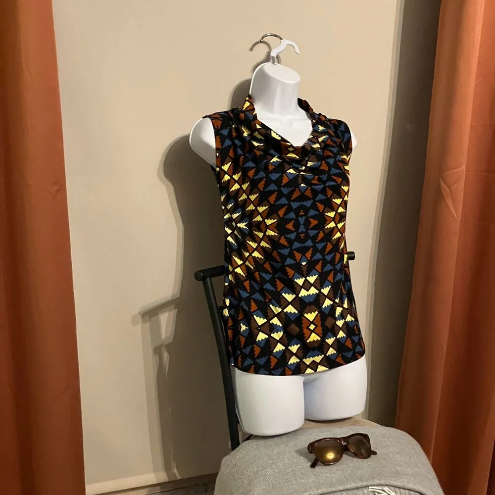 Colorful Top - Picture 2 of 5